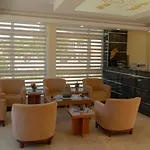 Elijah Hotel