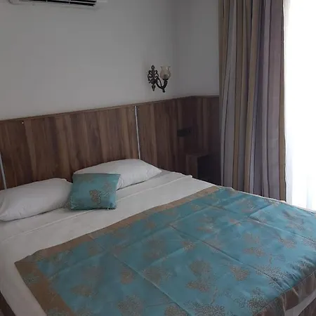 Elijah Hotel