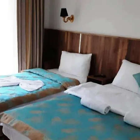 Elijah Hotel