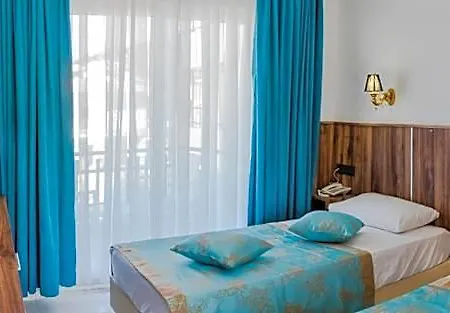 Elijah Hotel 3*