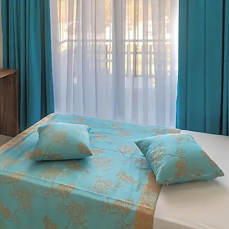Elijah Hotel 3*