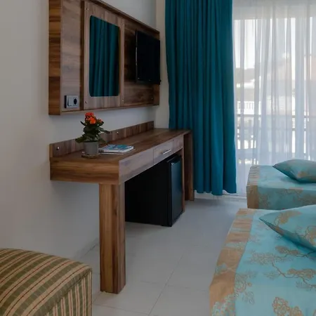 Elijah 3* Κεμέρ