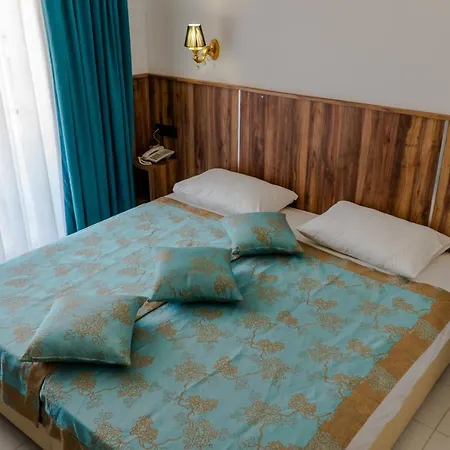 Elijah 3* Kemer