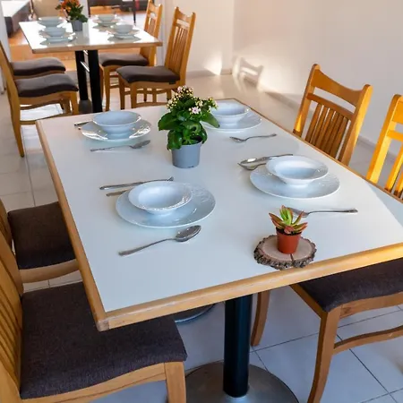 Ξενοδοχείο Elijah