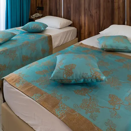 Hotell Elijah 3*